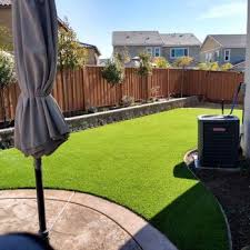 Plant It Tampa Bay specializes in the installation of artificial turf lawns in the Tampa Bay area and offers the following services: synthetic turf installation, landscaping turf, pet turf installation.
